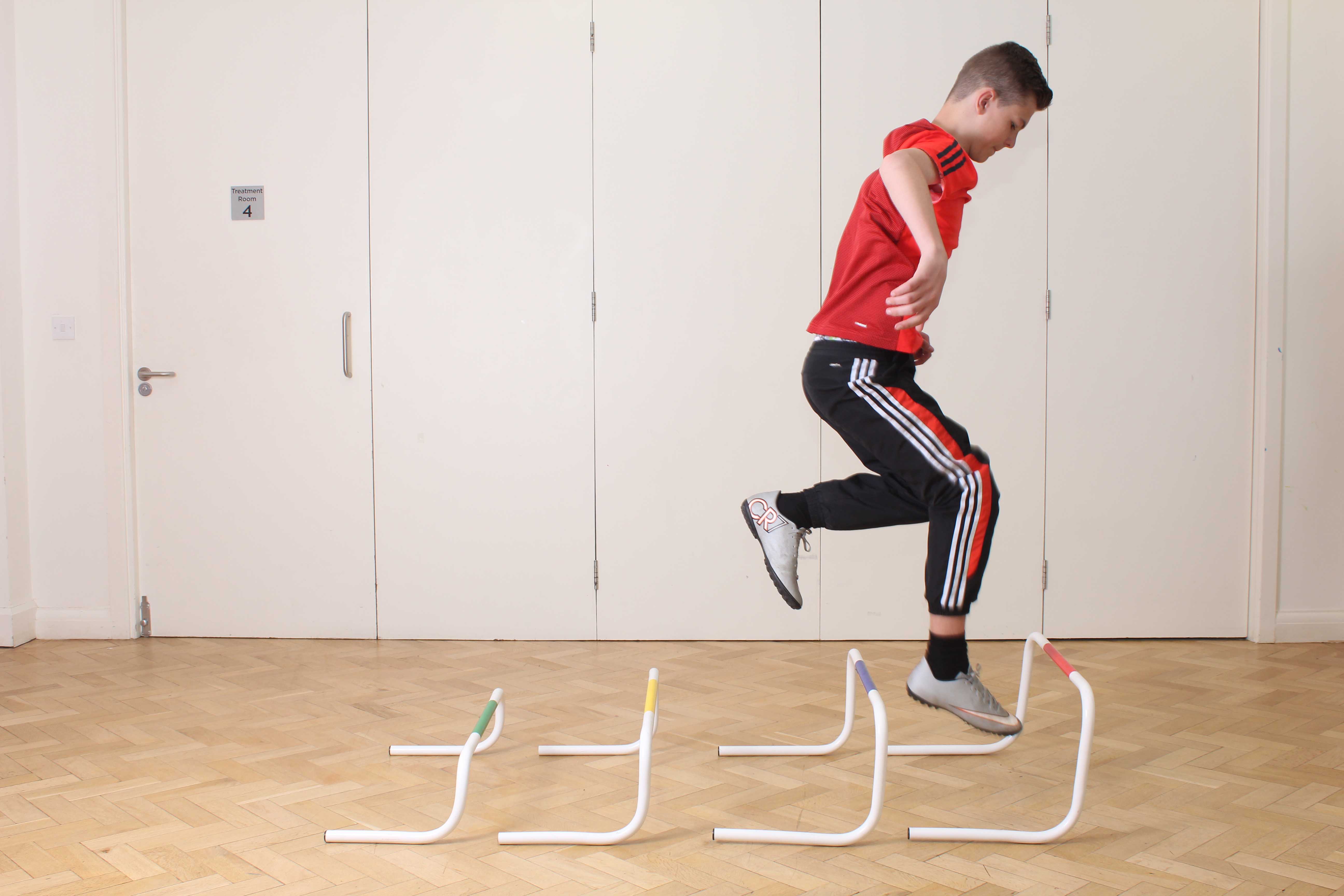 Mobility exercises using a Rolator frame supervised by a neurological physiotherapist