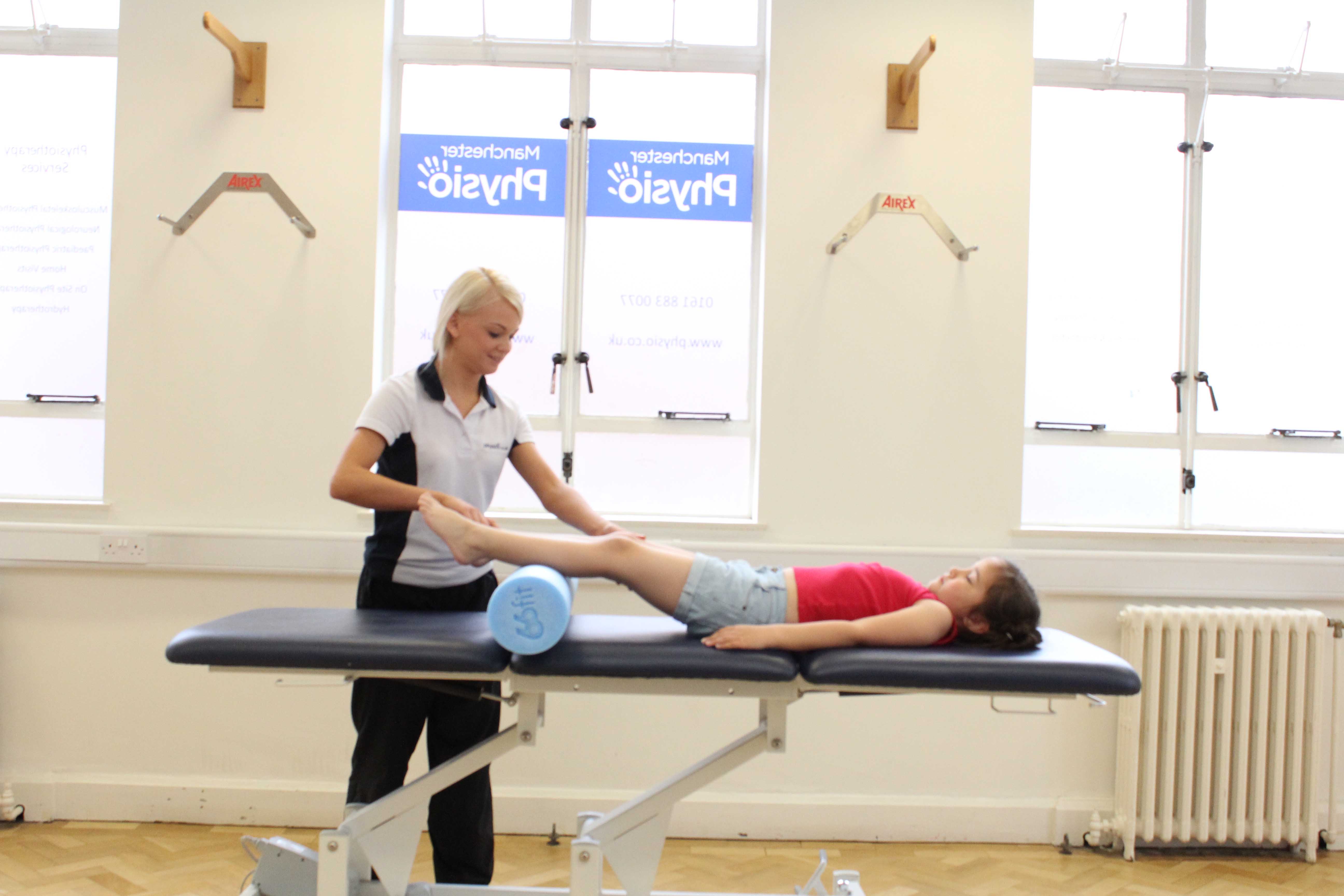 Mobilisations and stretches of the hip, knee and ankle by a paediatric physiotherapist Mobilisations and stretches of the hip, knee and ankle by a paediatric physiotherapist