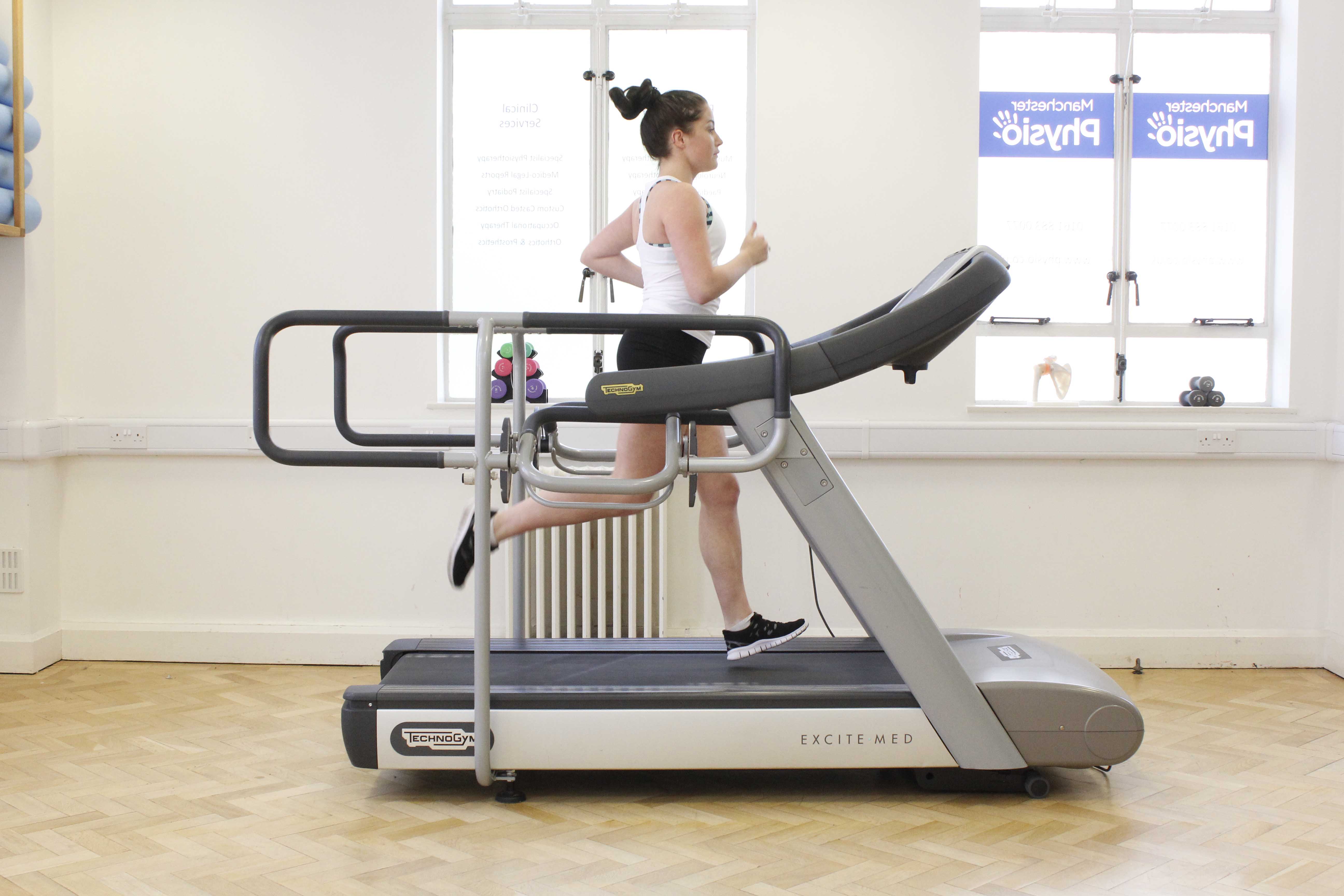 Improving lung function and exercise tolerance through exercise supervised by a specilaist physiotherapist Improving lung function and exercise tolerance through exercise supervised by a specilaist physiotherapist