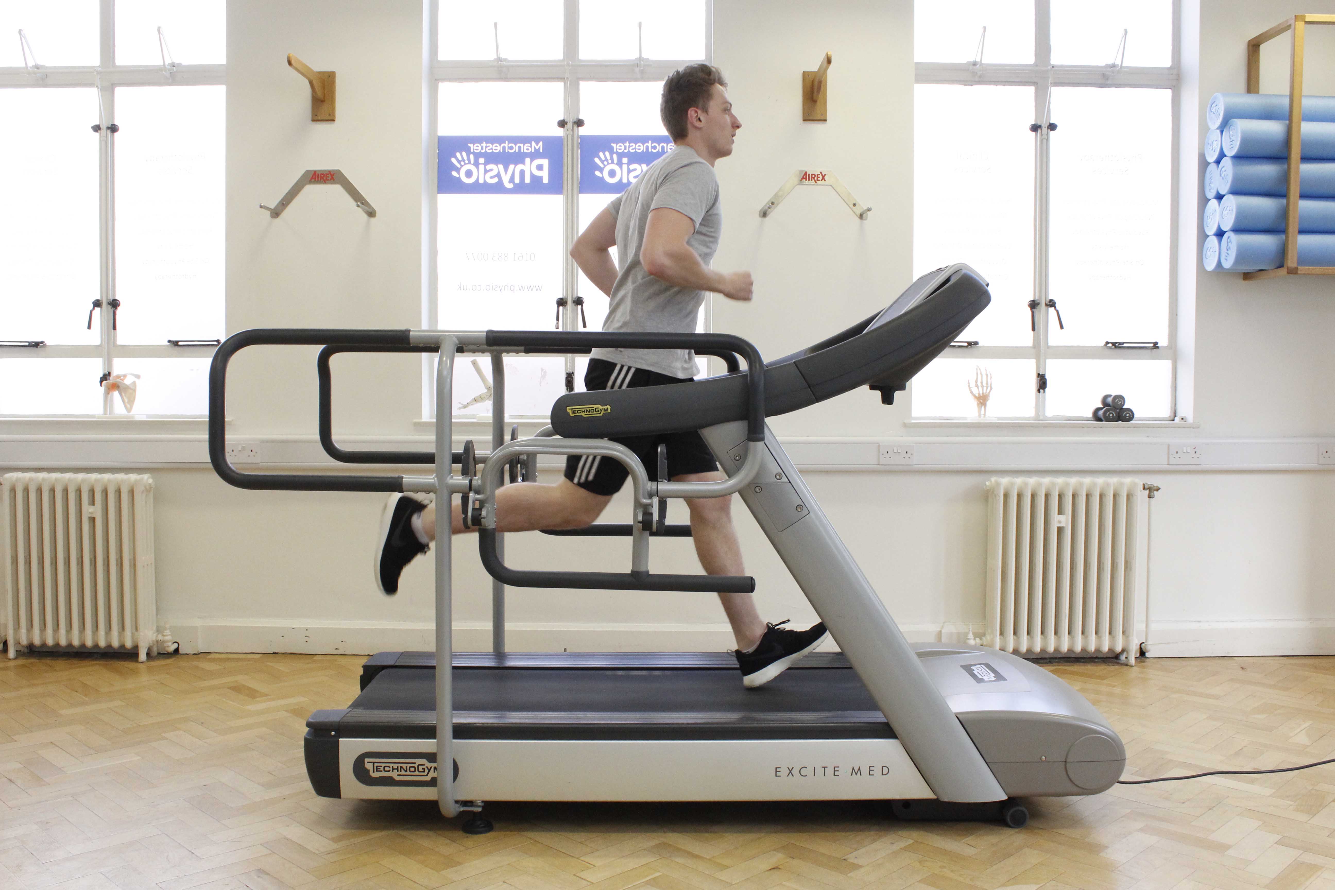 Improving lung function and exercise tolerance through exercise supervised by a specilaist physiotherapist Improving lung function and exercise tolerance through exercise supervised by a specilaist physiotherapist
