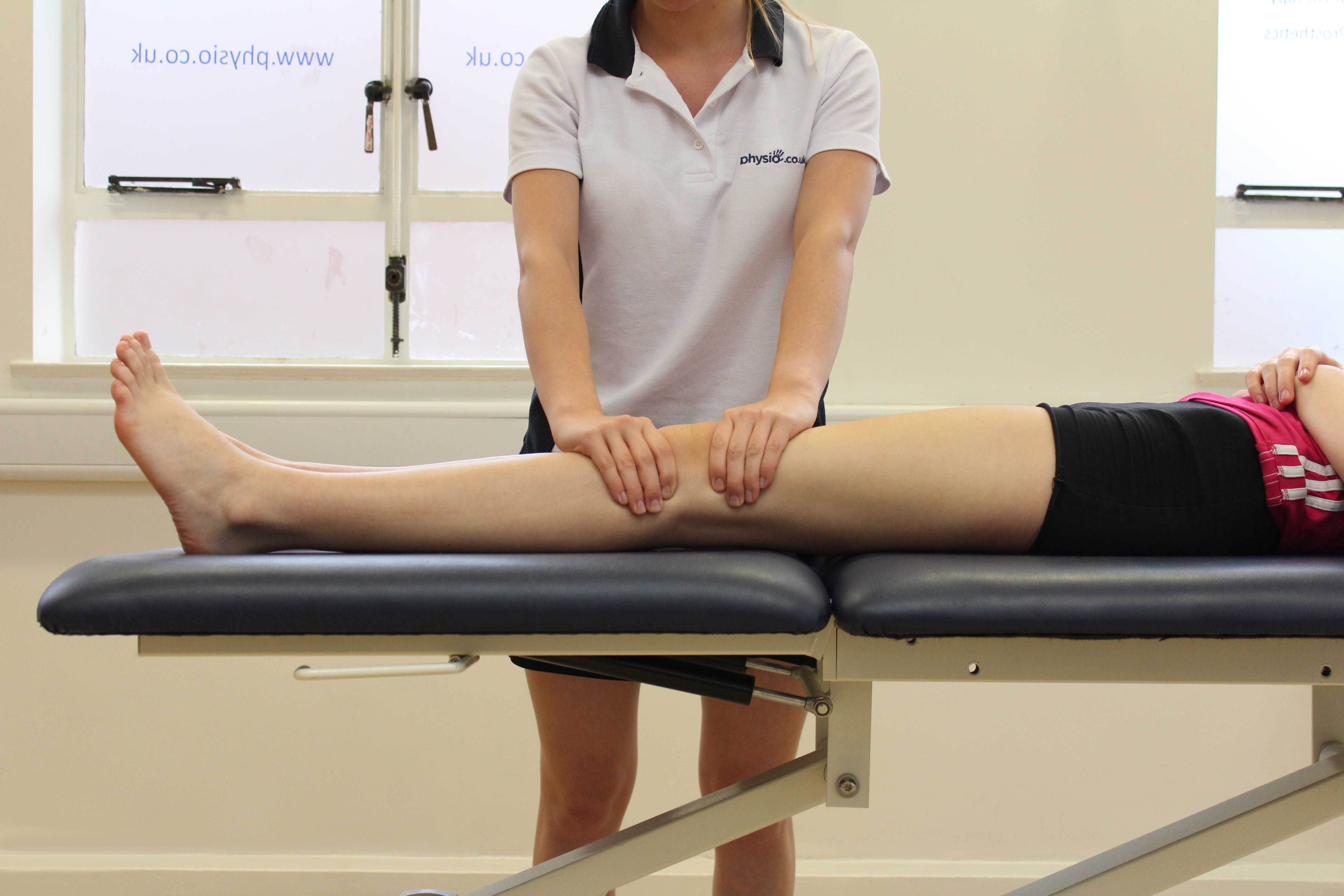 Patella mobilisations performed by MSK Physiotherapist
