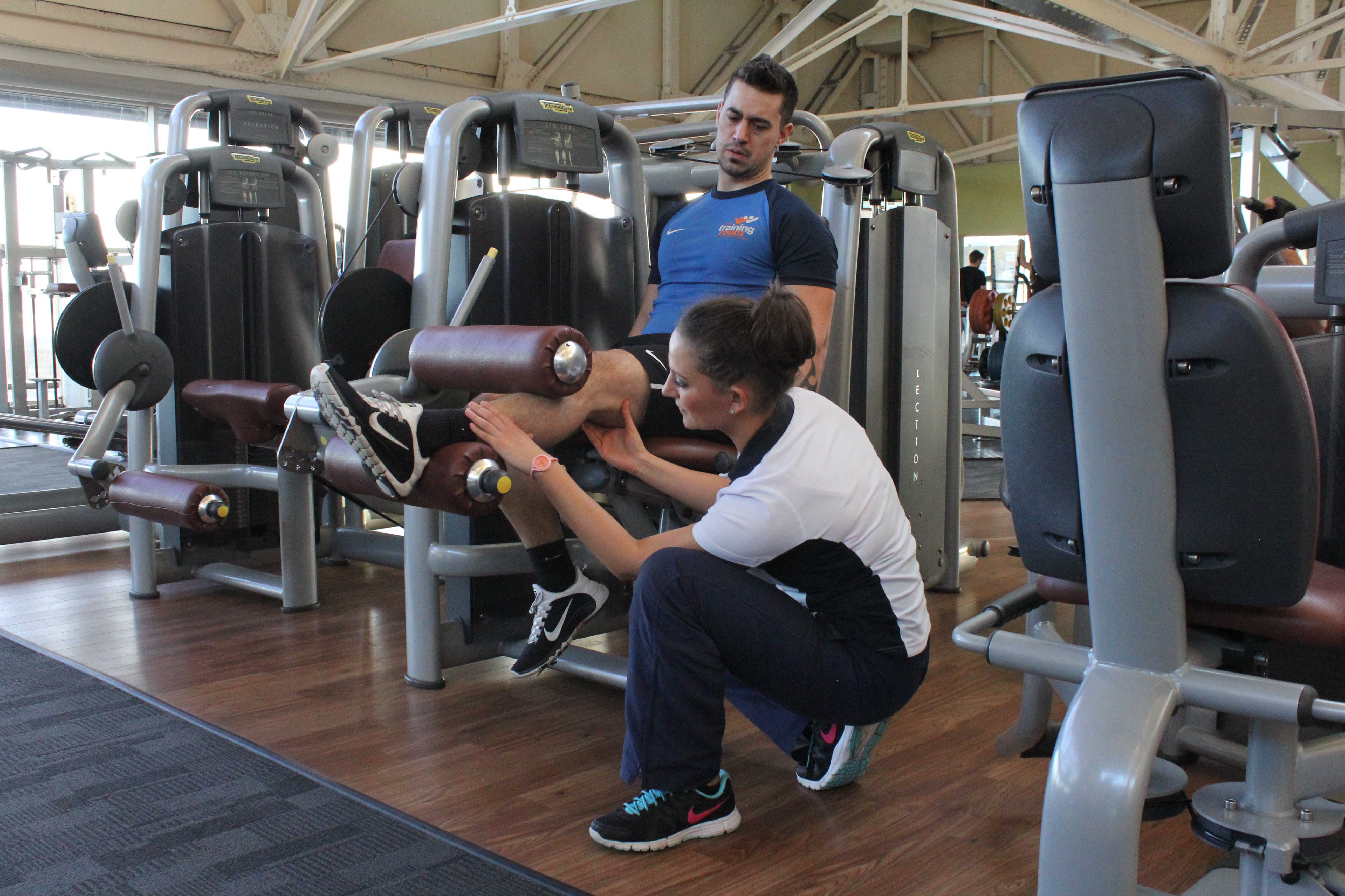 Progressive knee strengthening exercises performed under supervision of experienced MSK physiotherapist Progressive knee strengthening exercises performed under supervision of experienced MSK physiotherapist