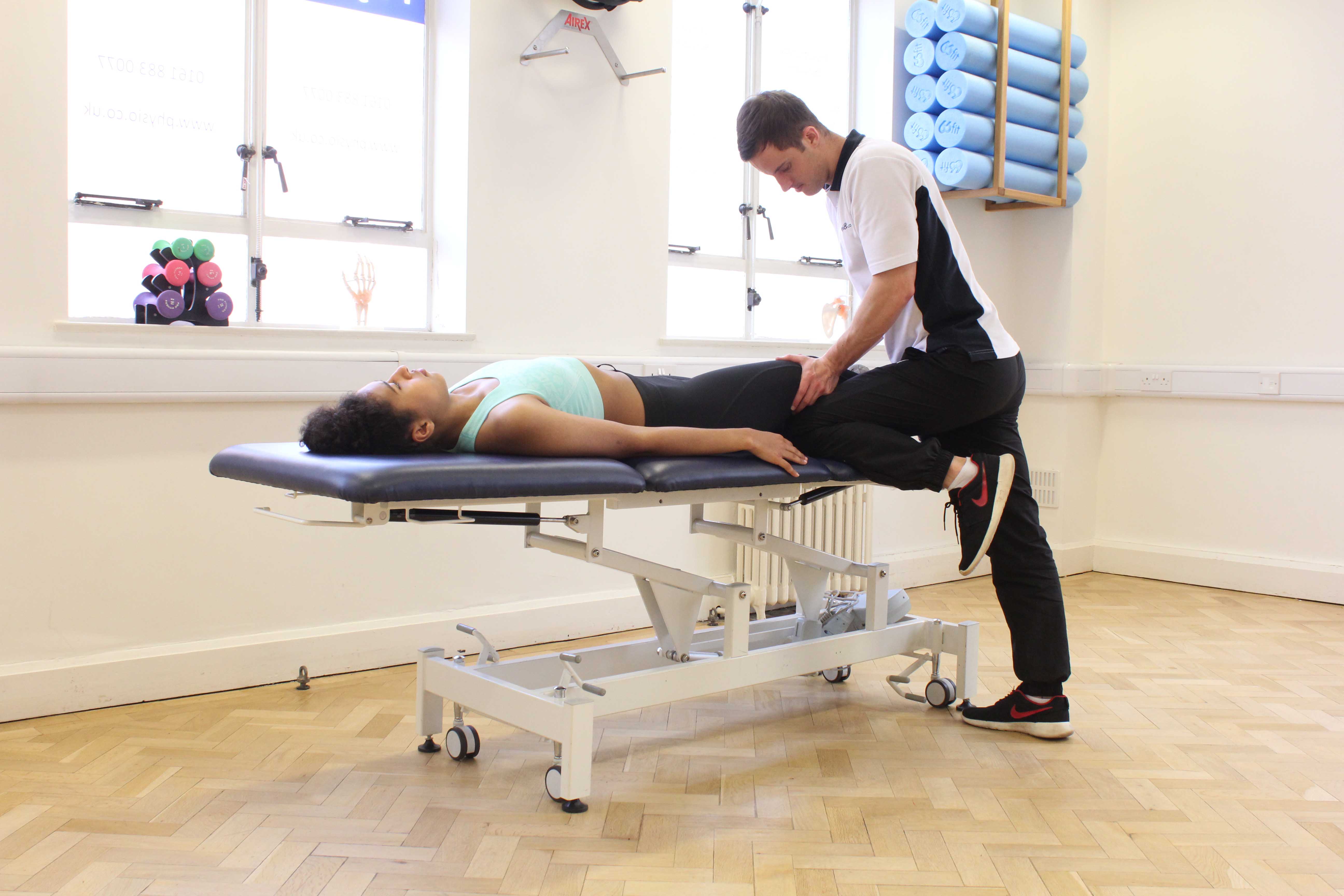 Mobilisations of the lumbar vertebrea by a specilaist physiotherapist Mobilisations of the lumbar vertebrea by a specilaist physiotherapist