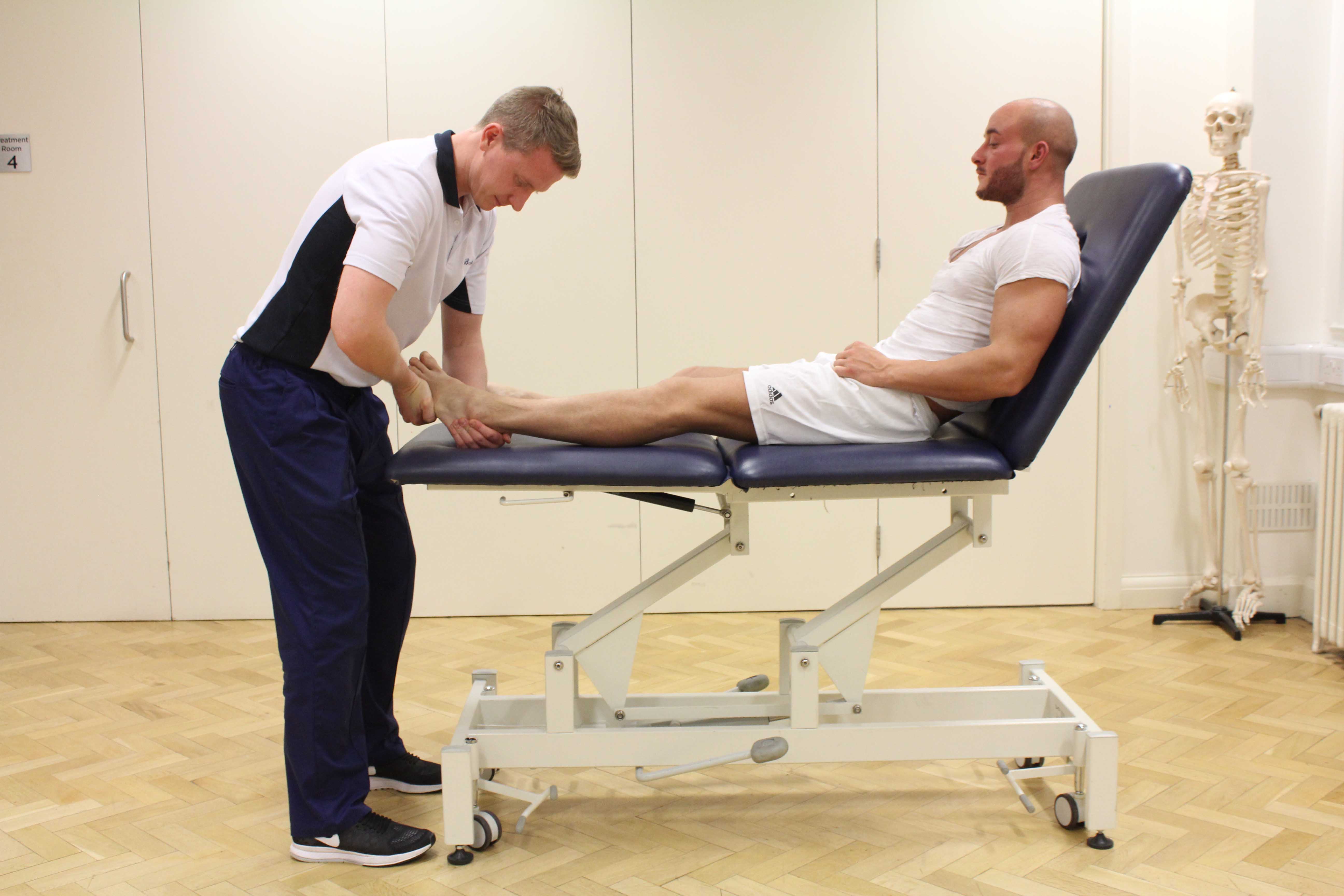 mobilisations and stretches of the foot and ankle