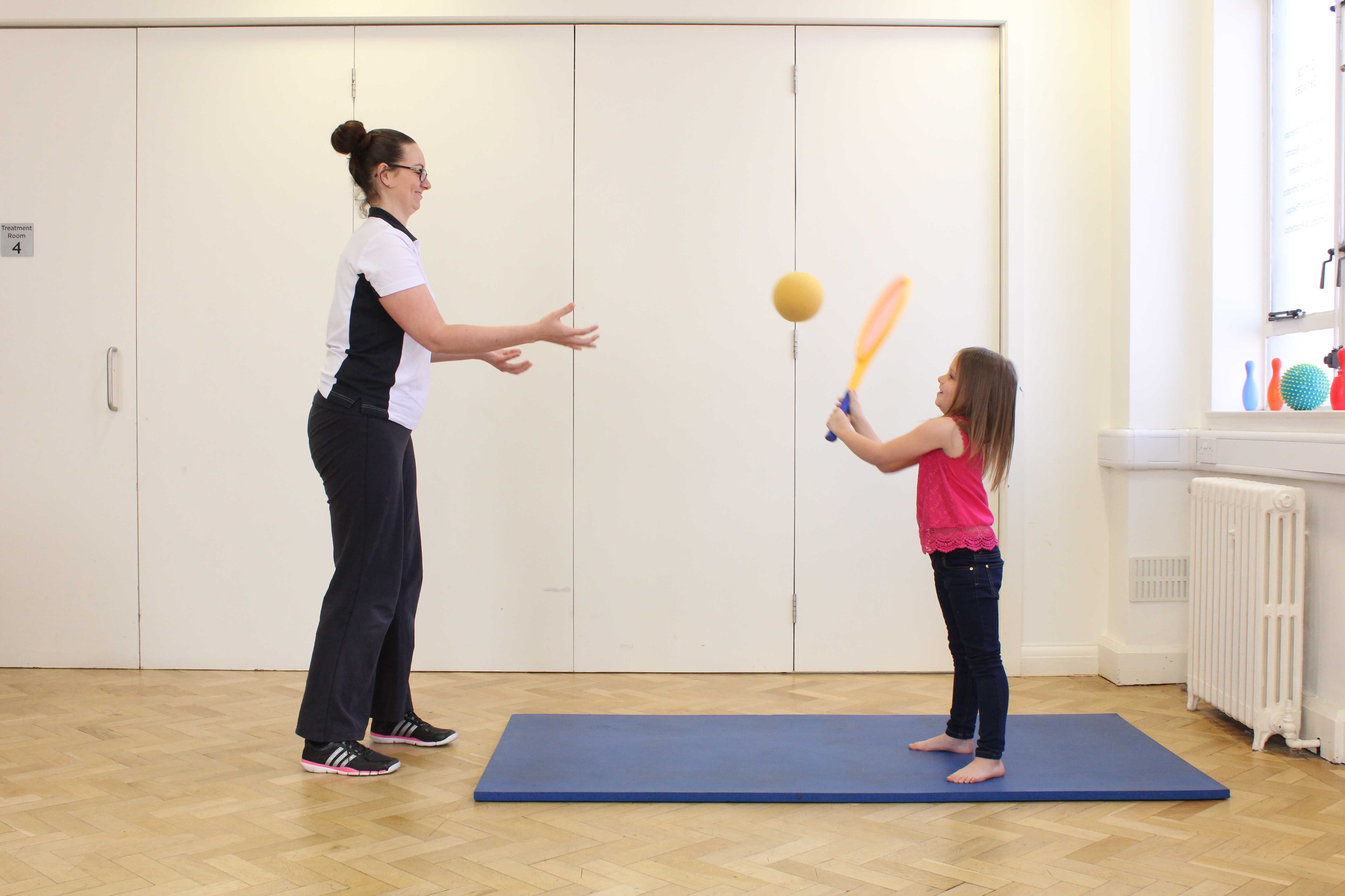 Improving lung function and exercise tolerance through exercise supervised by a specilaist physiotherapist Improving lung function and exercise tolerance through exercise supervised by a specilaist physiotherapist