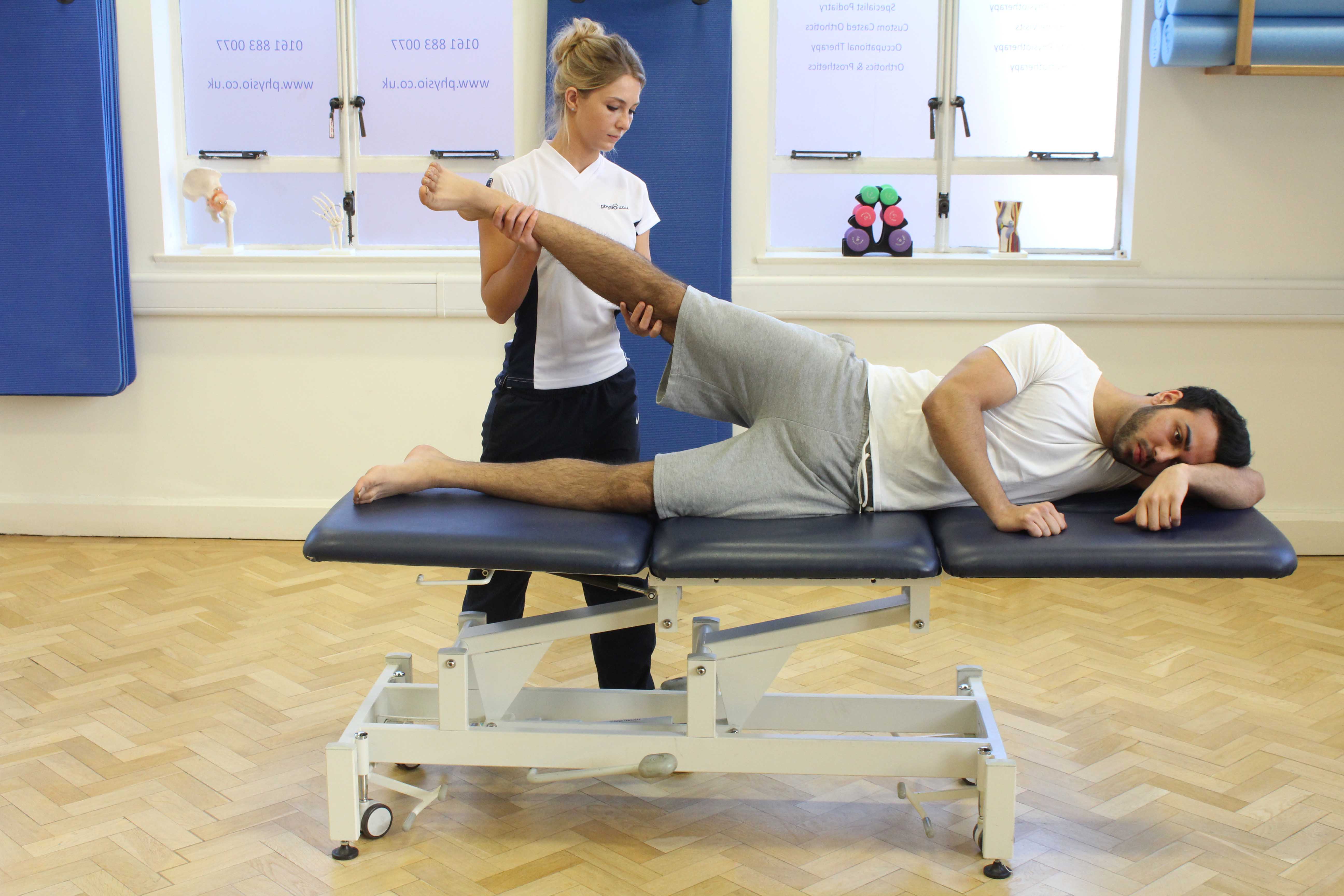 Progressive strengthening hip exercises supervised by experienced therapist Progressive strengthening hip exercises supervised by experienced therapist