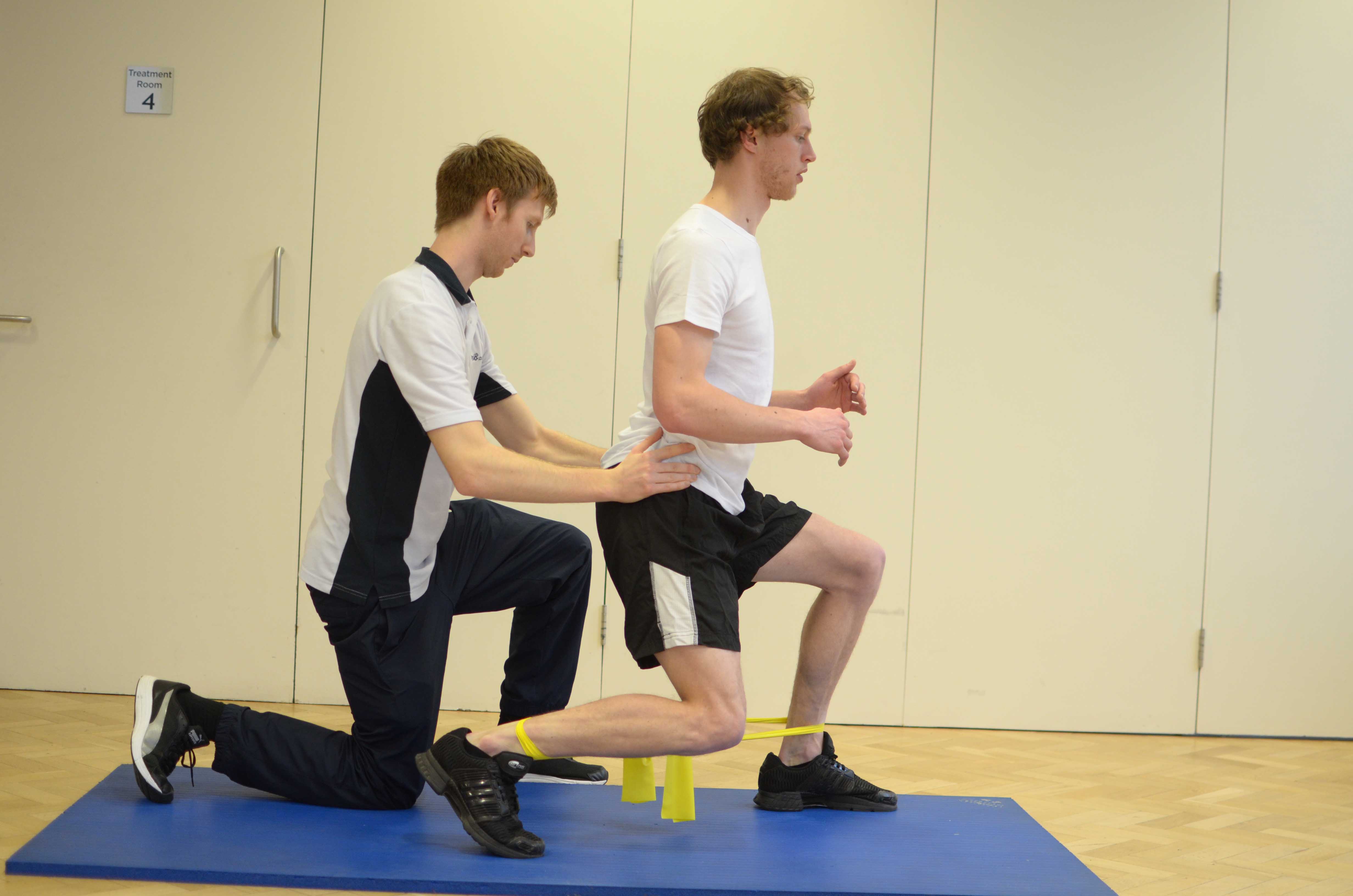 Stability and strength training for the knee, supervised by a MSK Physiotherapist